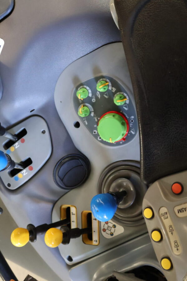 Deutz M600 Summit Tractor - Image 9